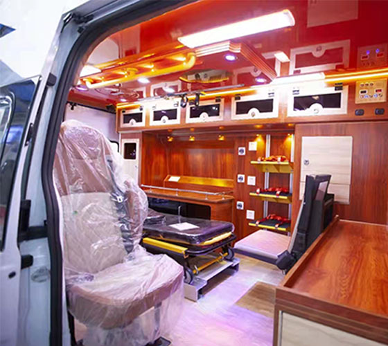 桦南县车辆内部展示